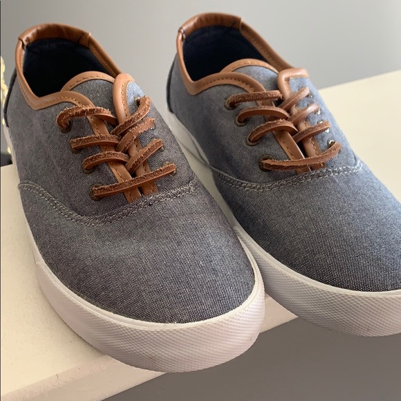 bass sneakers womens